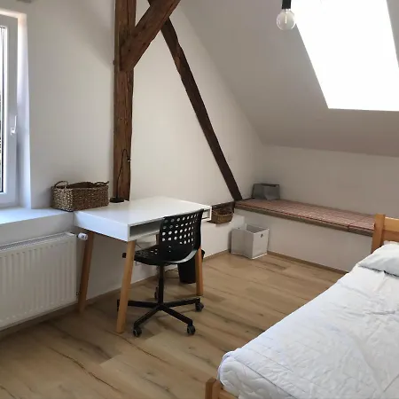 Poppy Pensión Liubliana