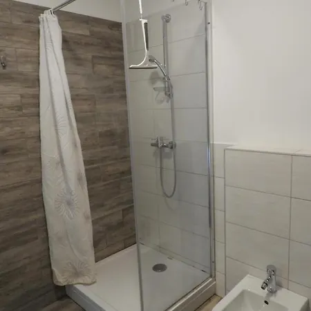 Poppy Гостьовий будинок